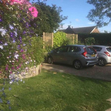 Ferienwohnung Henwick House Beautiful Flat,Private Parking, Short Walk To Town Ludlow Exterior foto